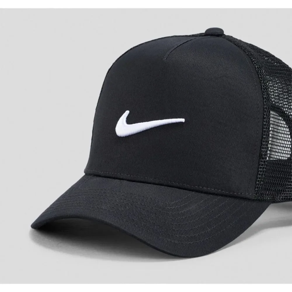 NWT Unisex Nike Rise Trucker Cap in Very Black ~ Size S/M